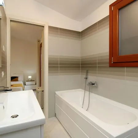 Apartamento Dolce Mit Meerblick By Interhome